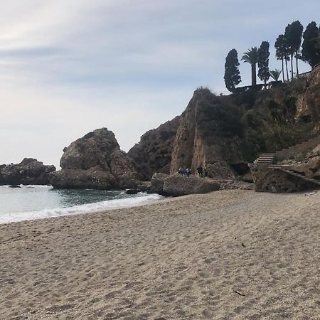 Torrecilla Sirena Beach Nerja Exterior foto
